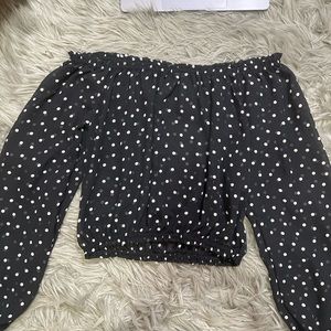 DEB off the shoulder polka dot top